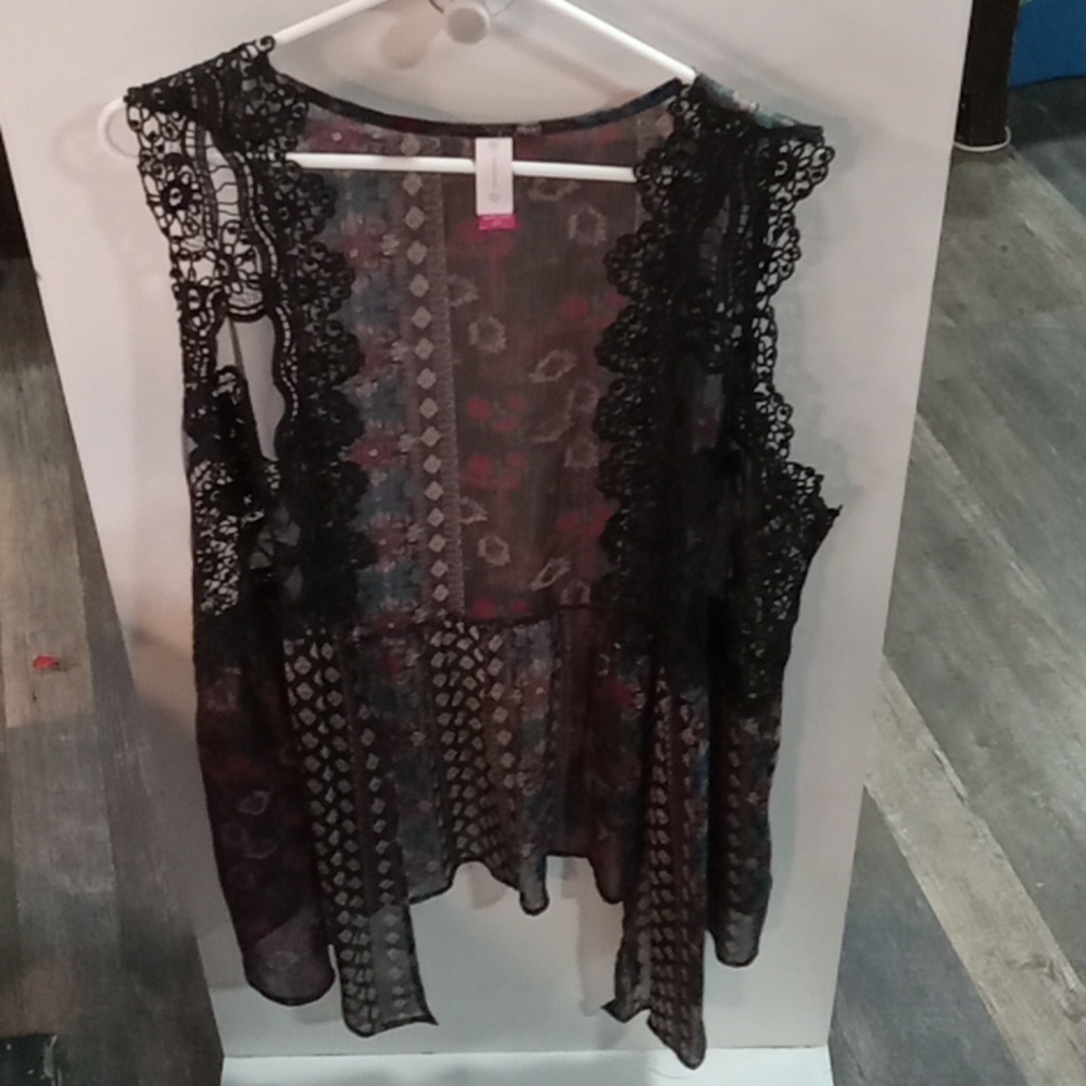 (183)  NO BOUNDARIES BLACK LACE & FLORAL PRINT SHEER VEST SIZE XXXL / 3XG ( 21 )